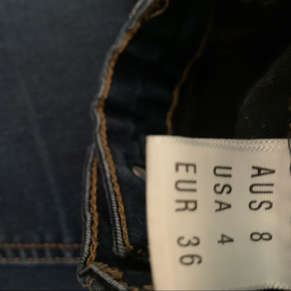 Jeans - Picture 3 of 3